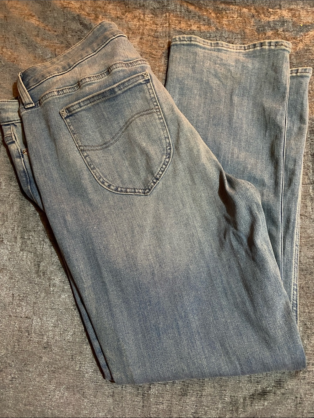 Lee Women's Faded Light Blue Straight-Leg Jeans